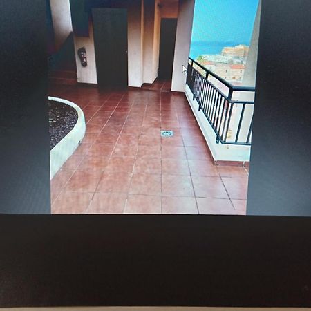 Arcoiris Apartment Каляо Салвахе Екстериор снимка